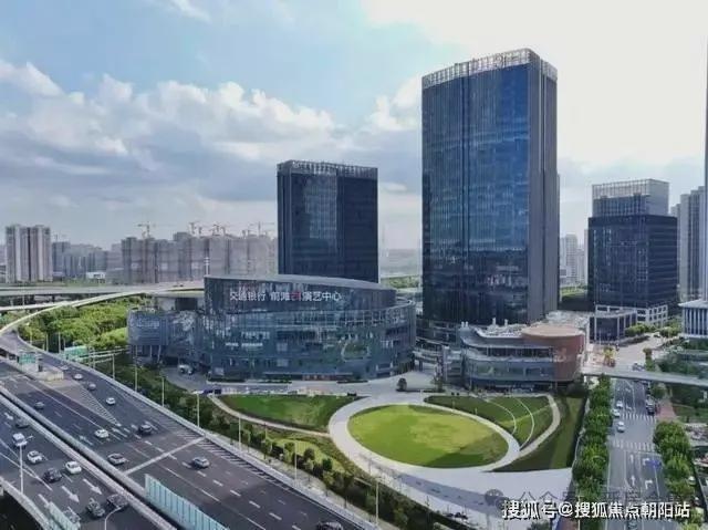 楼处电话中企云萃森林热线-楼盘评测球王会app上海浦东中企云萃森林售(图5)